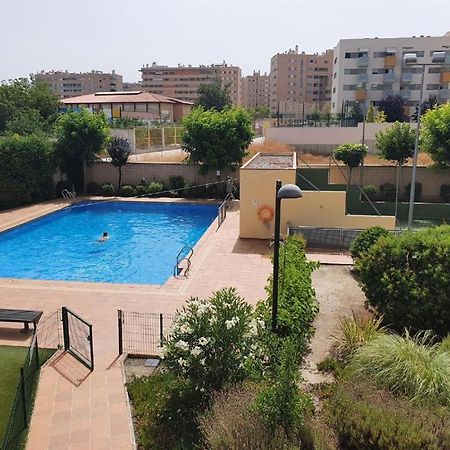 Piso Centro De Granada Junto Al Metro Leilighet Eksteriør bilde
