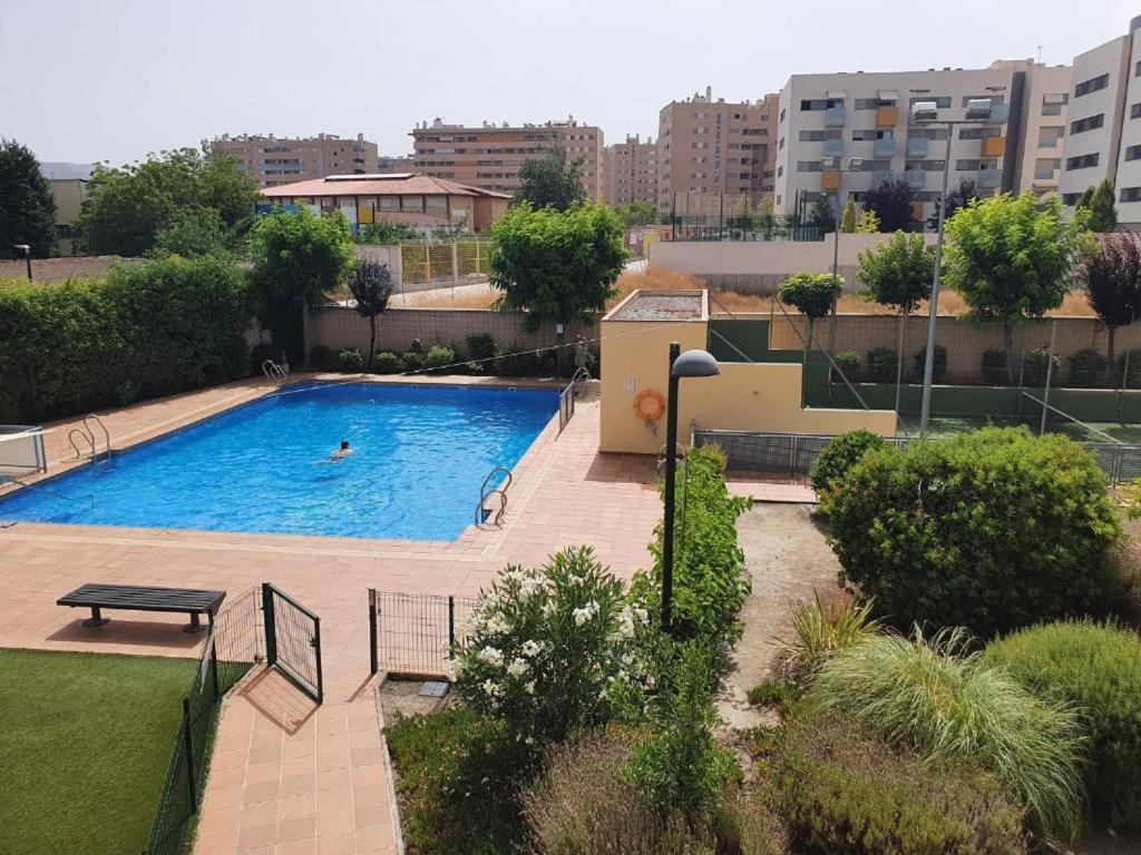 Piso Centro De Granada Junto Al Metro Leilighet Eksteriør bilde