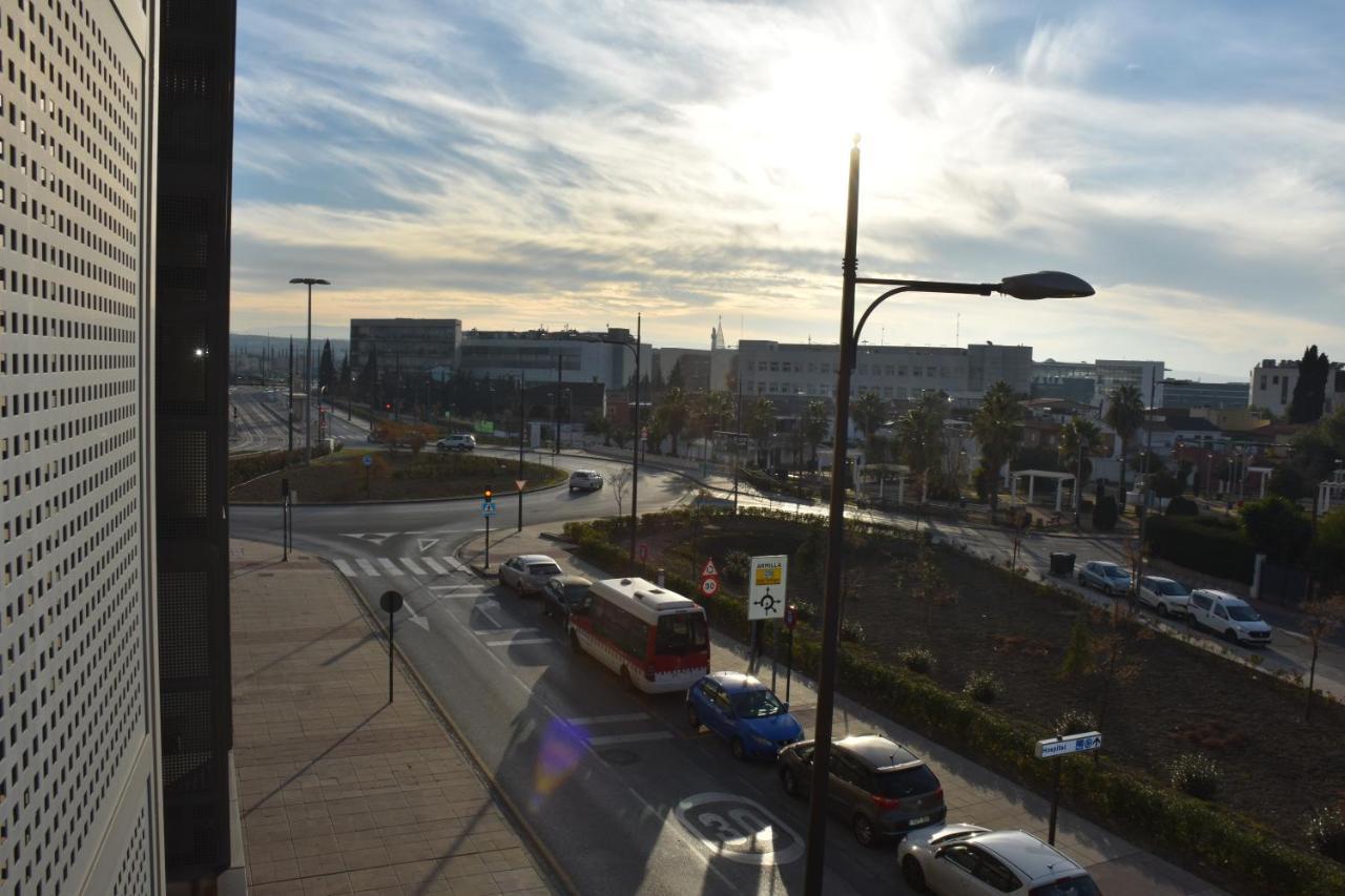 Piso Centro De Granada Junto Al Metro Leilighet Eksteriør bilde