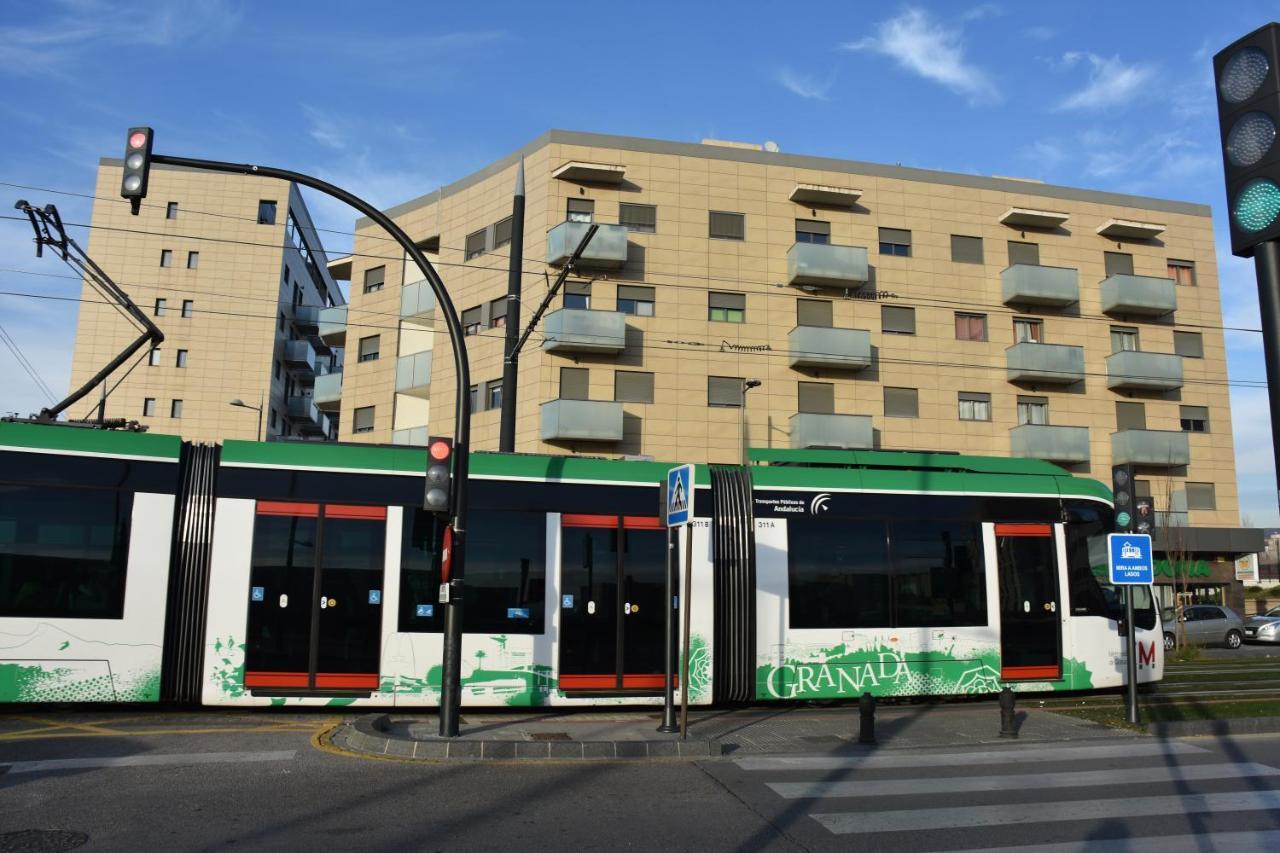 Piso Centro De Granada Junto Al Metro Leilighet Eksteriør bilde